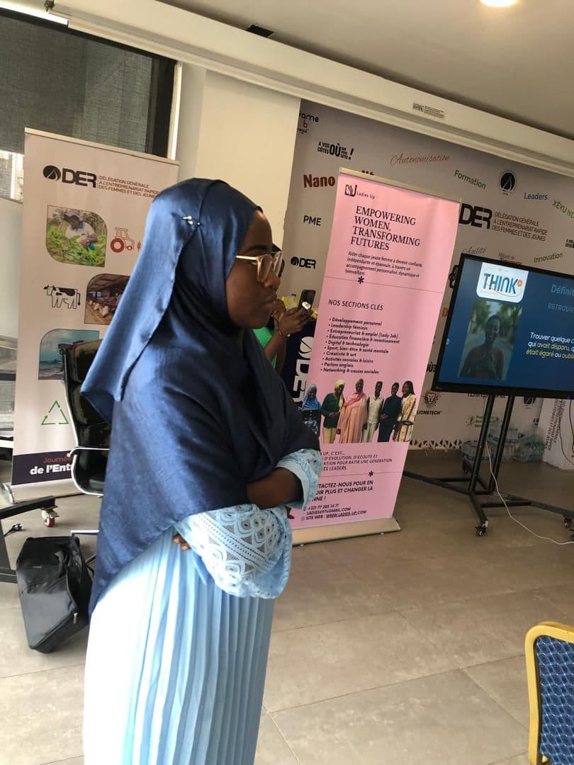Participantes pendant l'atelier de transformation intérieure